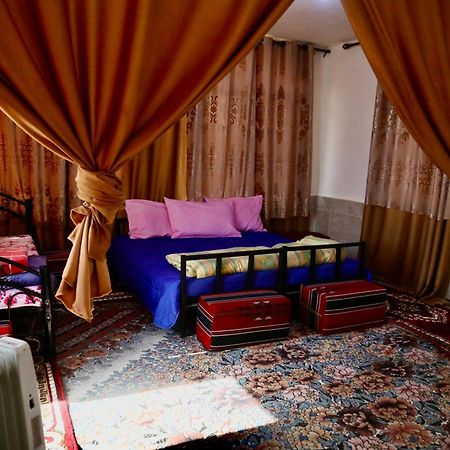Private Room With Cultural Experience And Great Landscapes Sirfa Bagian luar foto