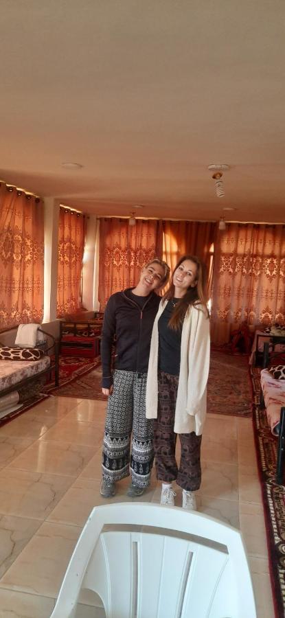 Private Room With Cultural Experience And Great Landscapes Sirfa Bagian luar foto