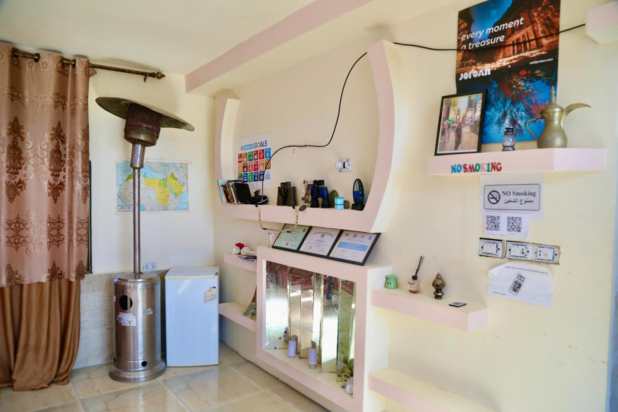 Private Room With Cultural Experience And Great Landscapes Sirfa Bagian luar foto